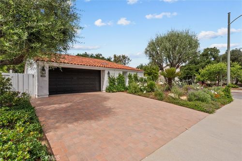 4455 Park Alisal, Calabasas, CA, 91302-1757 | Card Image