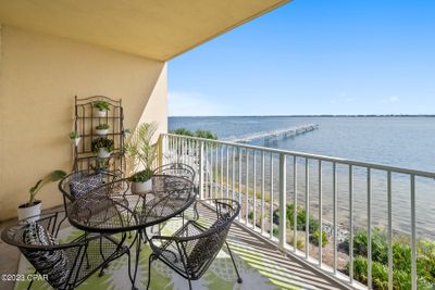 305 - 6504 Bridge Water Way, Condo with 2 bedrooms, 2 bathrooms and null parking in Panama City Beach FL | Image 2