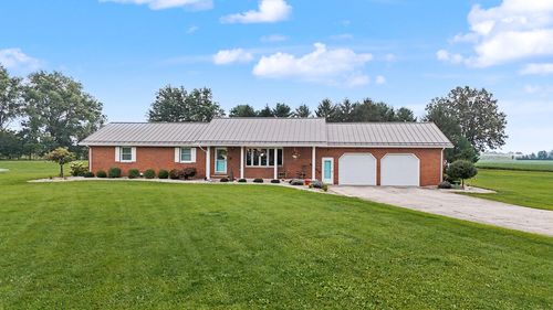 2685 Albright Rd, Bucyrus, OH, 44820-8857 | Card Image