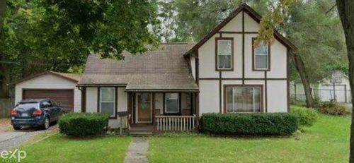 355 W 1st St, Imlay City, MI, 48444-1235 | Card Image