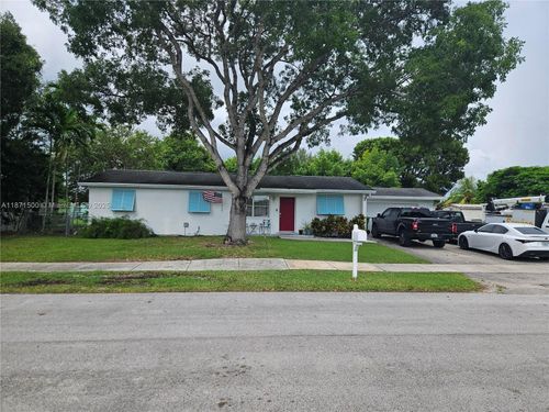 1701 Nw 13th Ave, Homestead, FL, 33030-2923 | Card Image
