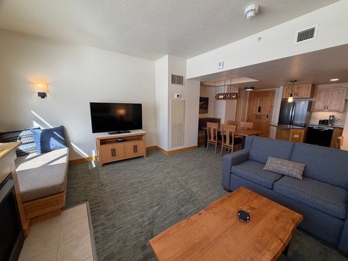 237-2300 Mount Werner Cir, Steamboat Springs, CO, 80487-9027 | Card Image