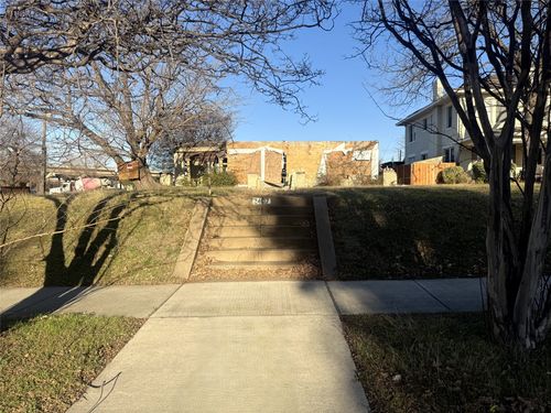 2407 Park Row Ave, Dallas, TX, 75215-2247 | Card Image