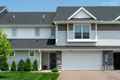 8704 Park Ave Ne, Otsego, MN, 55330-5119 | Card Image