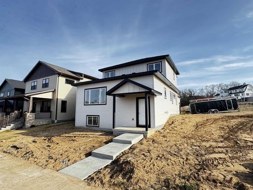 448 Gunderson Dr, Portage, WI, 53901-4000 | Card Image