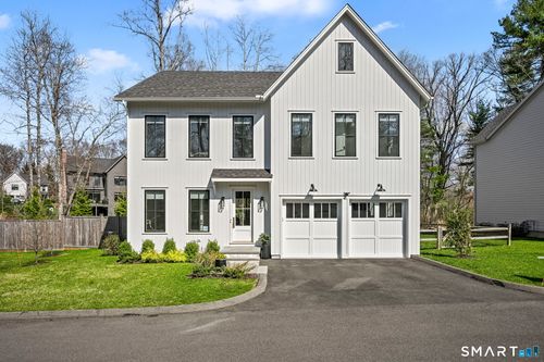 9 White Barns Ln, Norwalk, CT, 06851-2540 | Card Image