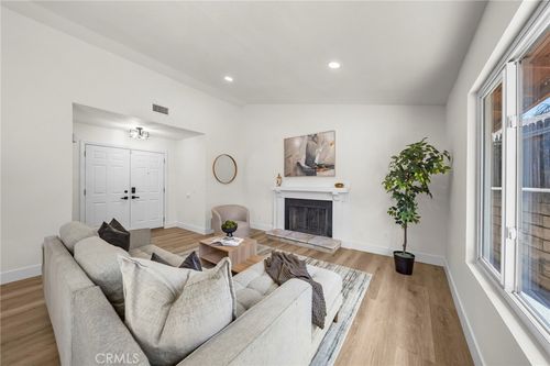 29589 Mira Loma Dr, Temecula, CA, 92592-2244 | Card Image