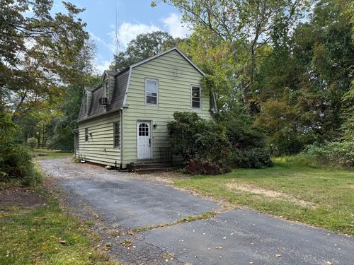 74 Ferry Rd, Lyme, CT, 06371-3014 | Card Image