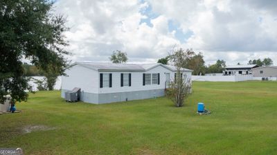 708 Spring Lake Drive, House other with 3 bedrooms, 2 bathrooms and null parking in Folkston GA | Image 3