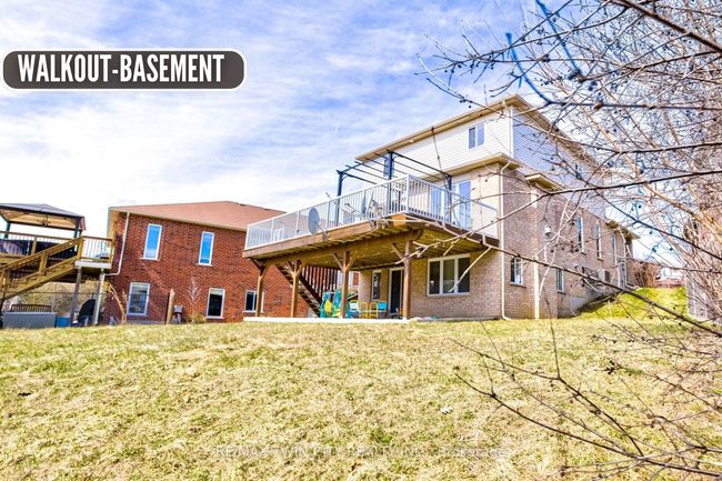 106 Country Clair St, House other with 3 bedrooms, 4 bathrooms and 2 parking in Kitchener ON | Image 33