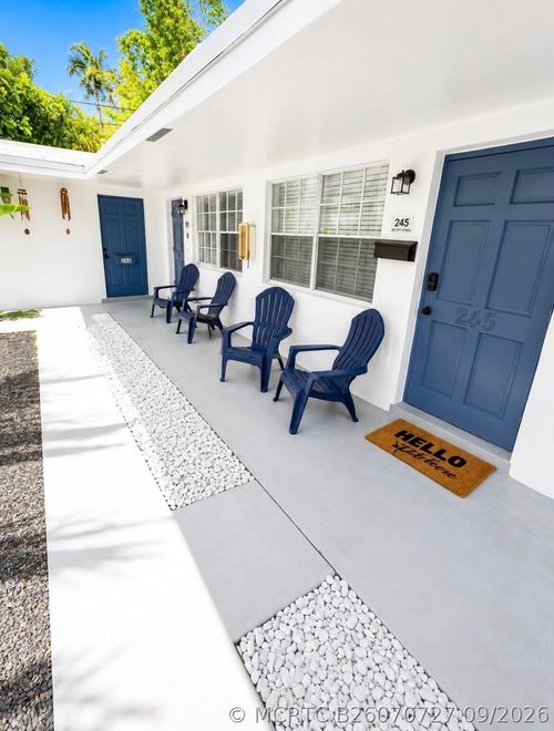 245 Nw 32nd St, Oakland Park, FL, 33309-6011 | Card Image