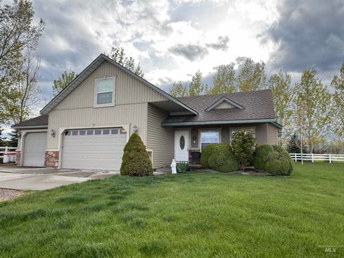 3287 N 3137 E, Twin Falls, ID, 83301 | Card Image