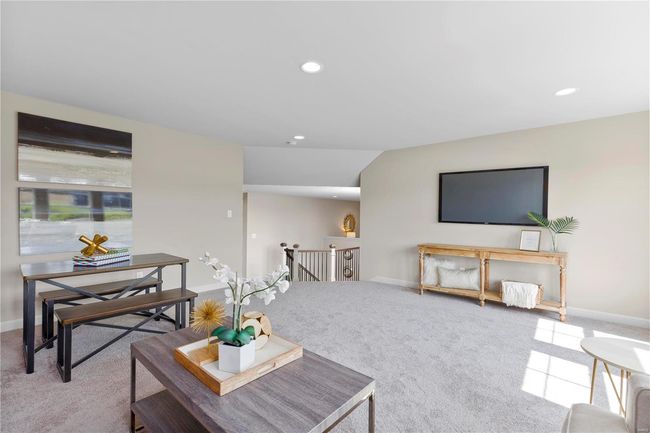Photo representation of a similar home. Some features shown may be optional. | Image 15