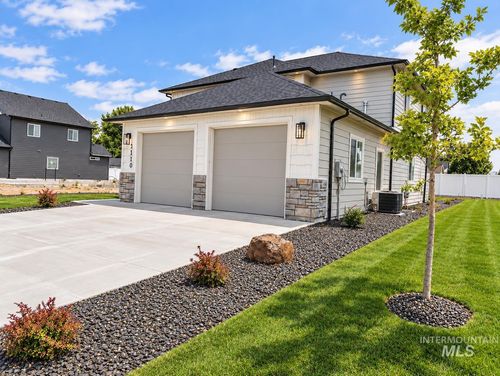 1110 S Recess Way, Kuna, ID, 83634 | Card Image