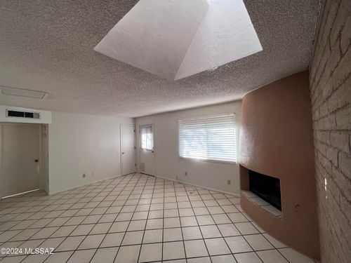 a-51 E Mills Drive, Tucson, AZ, 85705 | Card Image