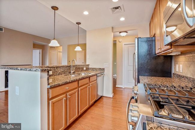 UNIT-1106 - 1830 Fountain Dr, Condo with 2 bedrooms, 2 bathrooms and null parking in RESTON VA | Image 24
