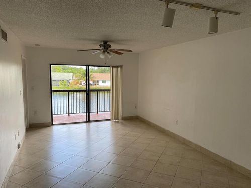 9938-9938 Nob Hill Ln, Sunrise, FL, 33351-4667 | Card Image