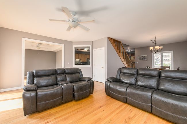 840 N Northwest Hwy, Townhouse with 3 bedrooms, 4 bathrooms and 2 parking in Park Ridge IL | Image 8
