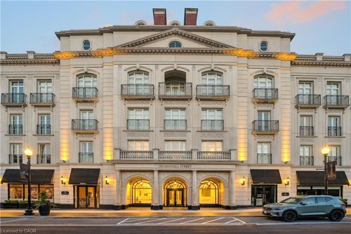 ph1-300 Randall St, Oakville, ON, L6J0G2 | Card Image