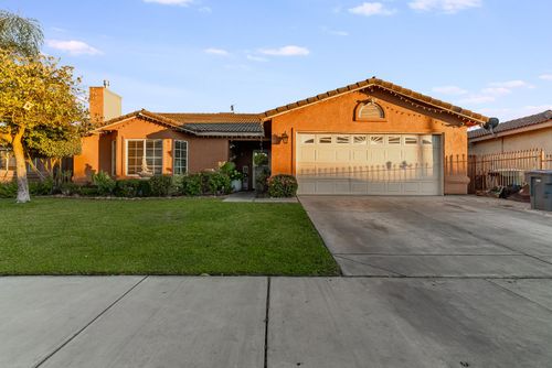 538 St Teresa St, Merced, CA, 95341-6993 | Card Image