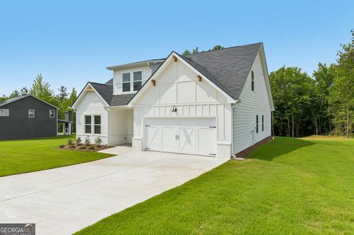 136 Post Oak Dr, Jackson, GA, 30233-5864 | Card Image
