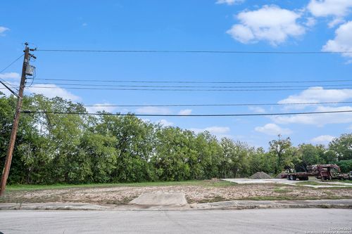 242 Cardiff Ave, San Antonio, TX, 78220-1329 | Card Image