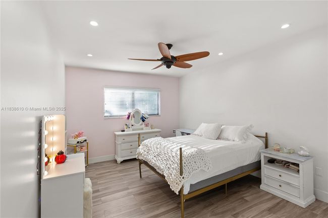 13505 Sw 83 Rd Ct, House other with 4 bedrooms, 4 bathrooms and null parking in Pinecrest FL | Image 37