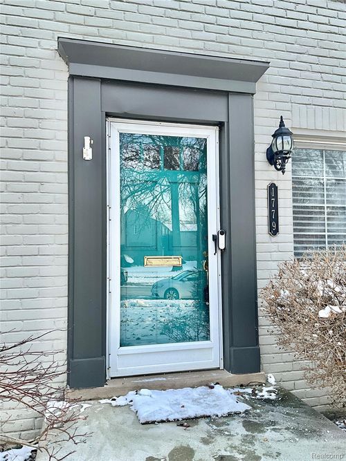 1779 Graefield Rd, Birmingham, MI, 48009-5847 | Card Image