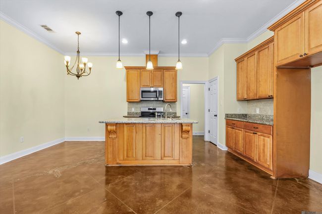 6439 Patio Ct, House other with 3 bedrooms, 3 bathrooms and 3 parking in Gonzales LA | Image 5