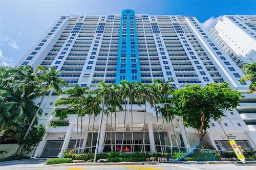 apt-703-1800 Purdy Ave, Miami Beach, FL, 33139-1451 | Card Image