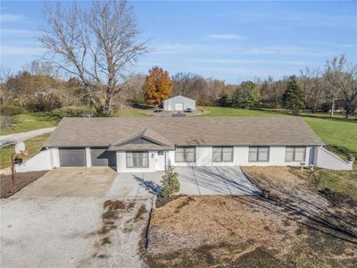 15908 E 203rd Street, House other with 3 bedrooms, 2 bathrooms and null parking in Peculiar MO | Image 1