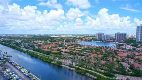 apt-2039-20505 E Country Club Dr, Aventura, FL, 33180-3041 | Card Image