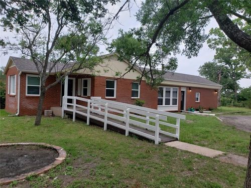 a-18901 Hog Eye Rd, Manor, TX, 78653-4984 | Card Image