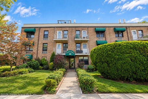 1h-490 Clove Rd, Staten Island, NY, 10310-2335 | Card Image