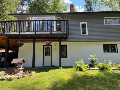 1630 Carol St, House other with 3 bedrooms, 2 bathrooms and 1 parking in Kaslo BC | Image 2