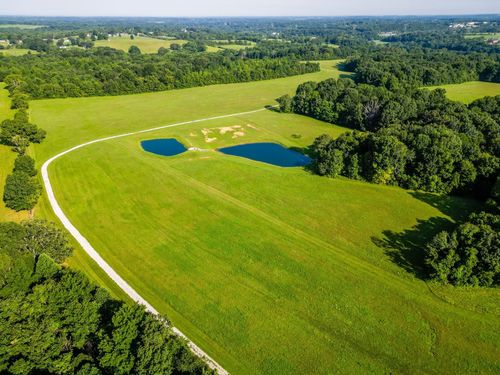 6050 New Cut Rd, Greenbrier, TN, 37073-2118 | Card Image