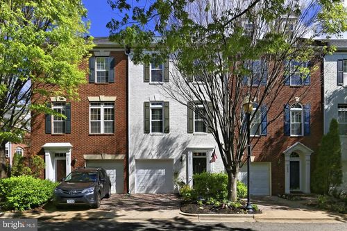 5011 Waple Ln, ALEXANDRIA, VA, 22304-7726 | Card Image