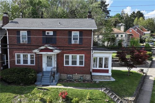 423 Walnut St, Blawnox, PA, 15238-3334 | Card Image