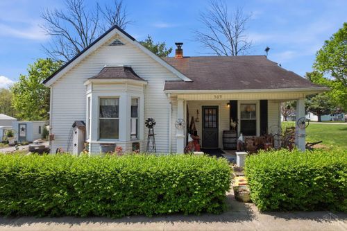 509 Sycamore St, Lynchburg, OH, 45142-7230 | Card Image