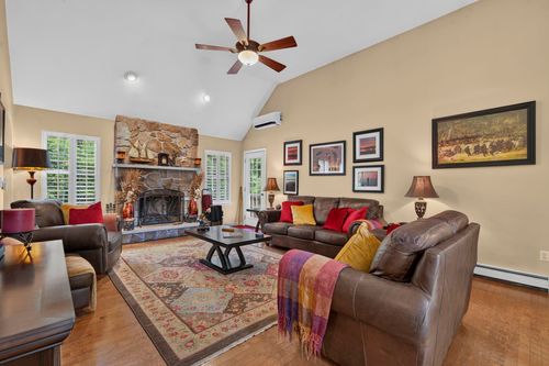 141 Fox Farm Rd, New Ipswich, NH, 03071-3811 | Card Image