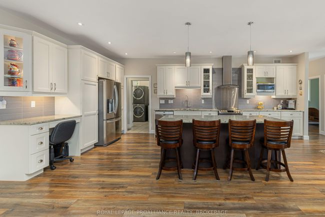 51 Applewood Cove, House other with 3 bedrooms, 2 bathrooms and 8 parking in Bath ON | Image 7