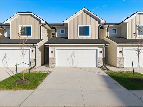 6929 Poppy Ct, Johnston, IA, 50131-4772 | Card Image