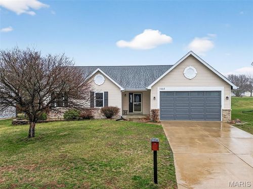 1464 Snowbird Ln, O Fallon, MO, 63366-3203 | Card Image
