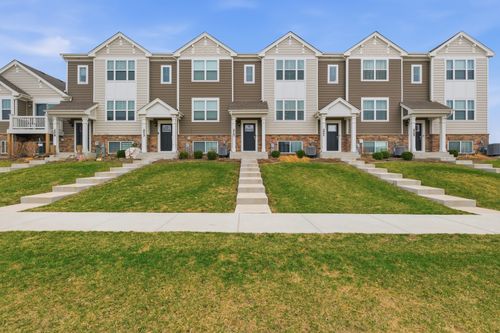 217 Goldenrod Dr, Elgin, IL, 60124-5749 | Card Image