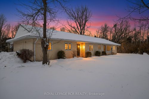 3 Starrview Cres, Mono, ON, L9W3A8 | Card Image