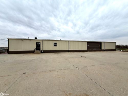 725 Penrose St, Grinnell, IA, 50112-2218 | Card Image