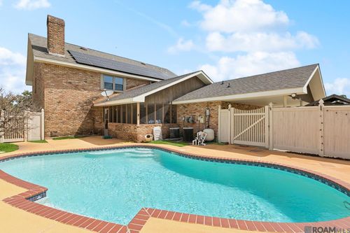 1893 Lagan Ct, Lutcher, LA, 70071-5617 | Card Image