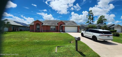 1660 Wake Forest Rd Nw, Palm Bay, FL, 32907-8633 | Card Image