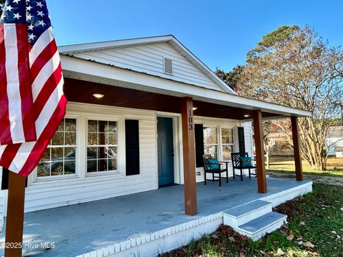 103 W 5th St, Hobgood, NC, 27843-8703 | Card Image