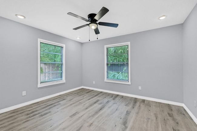 110 W Moore St, House other with 2 bedrooms, 2 bathrooms and null parking in Sherman TX | Image 16